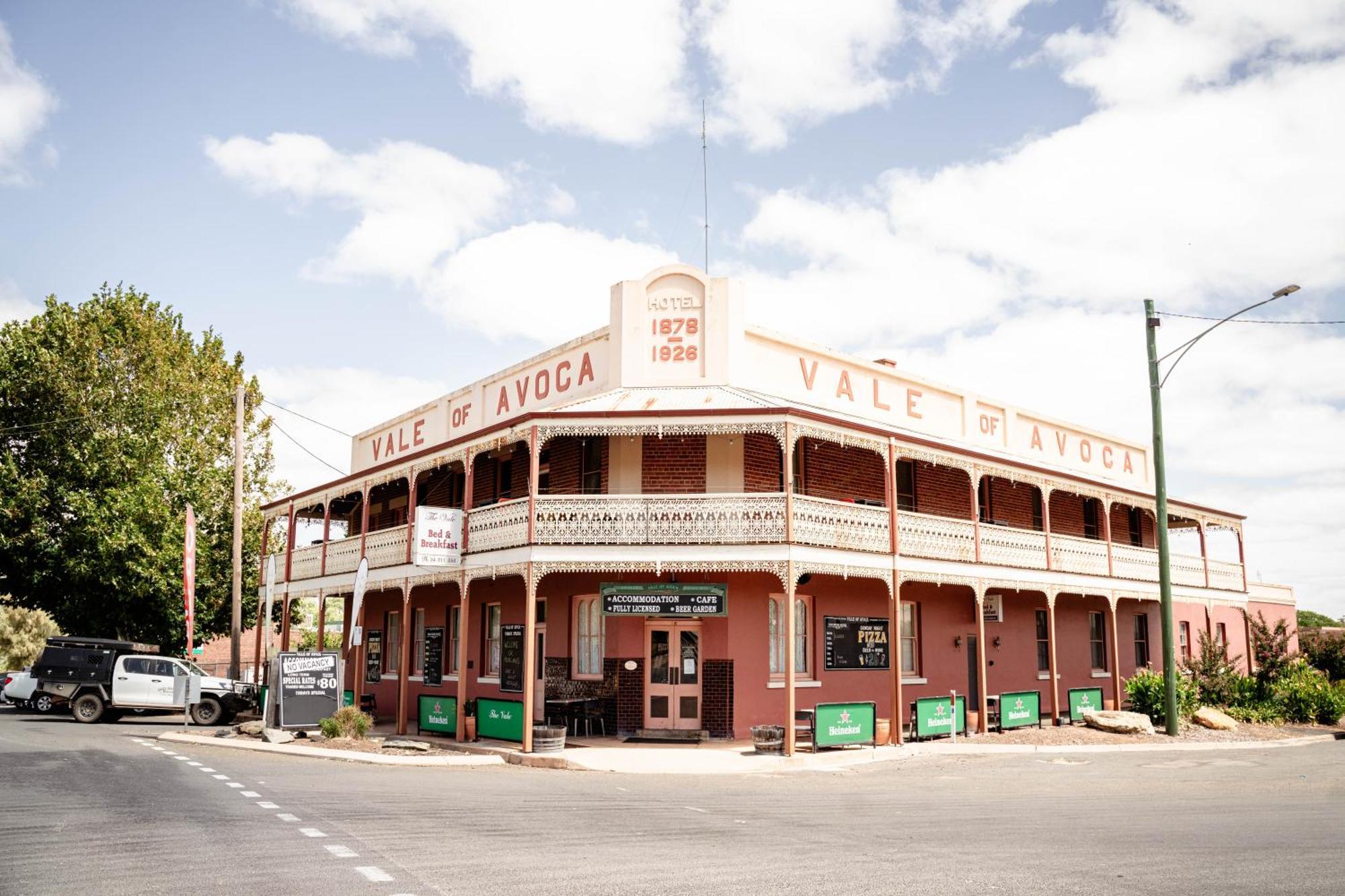 Vale Of Avoca Hotel Charlton Exterior foto